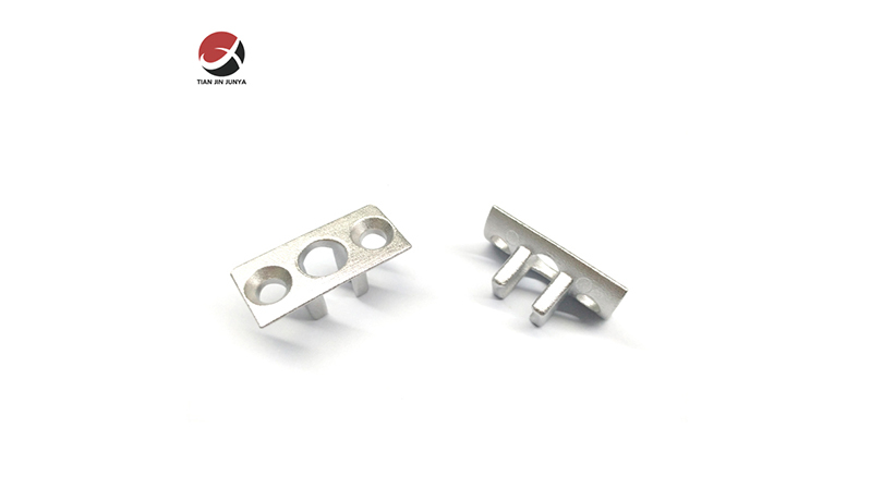 不(bu)鏽鋼鑄(zhù)造機械(xie)設備零(ling)部件（來(lai)圖來樣(yang)定制加(jia)