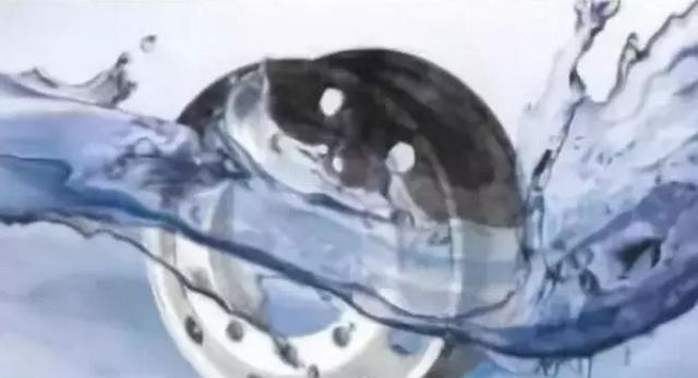 鑄造與鍛造(zào)的區别，90%的車友(yǒu)都不知道